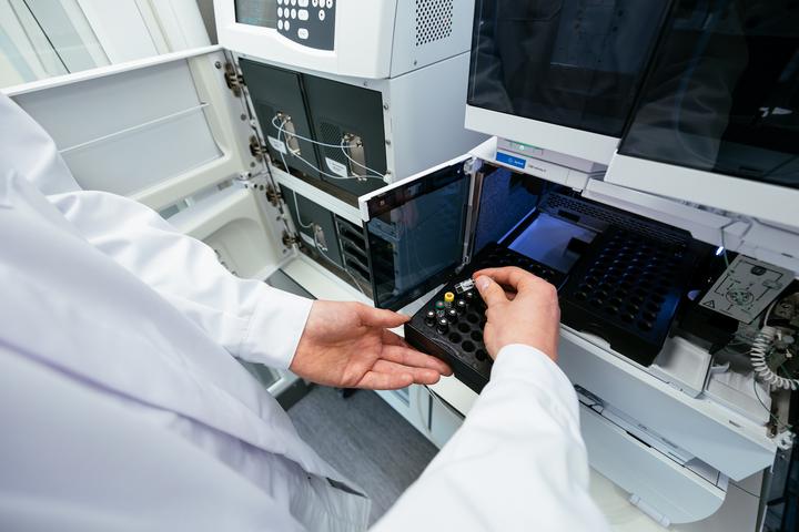 Custom polymers for drug delivery applications