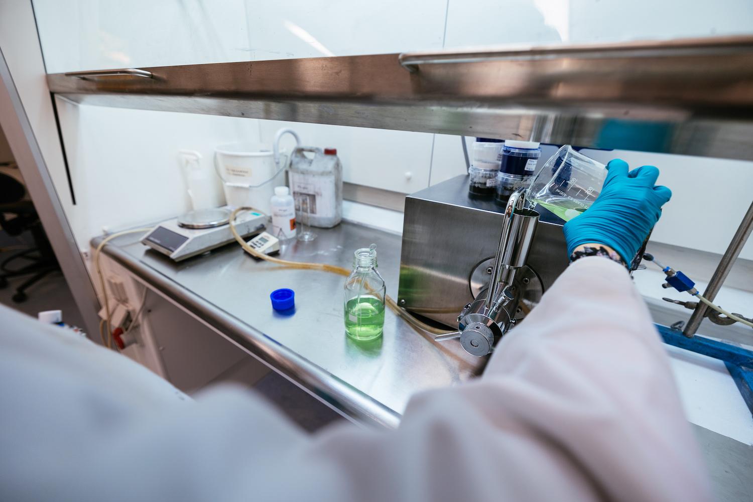 Custom polymer researching being done by a Chempilots expert